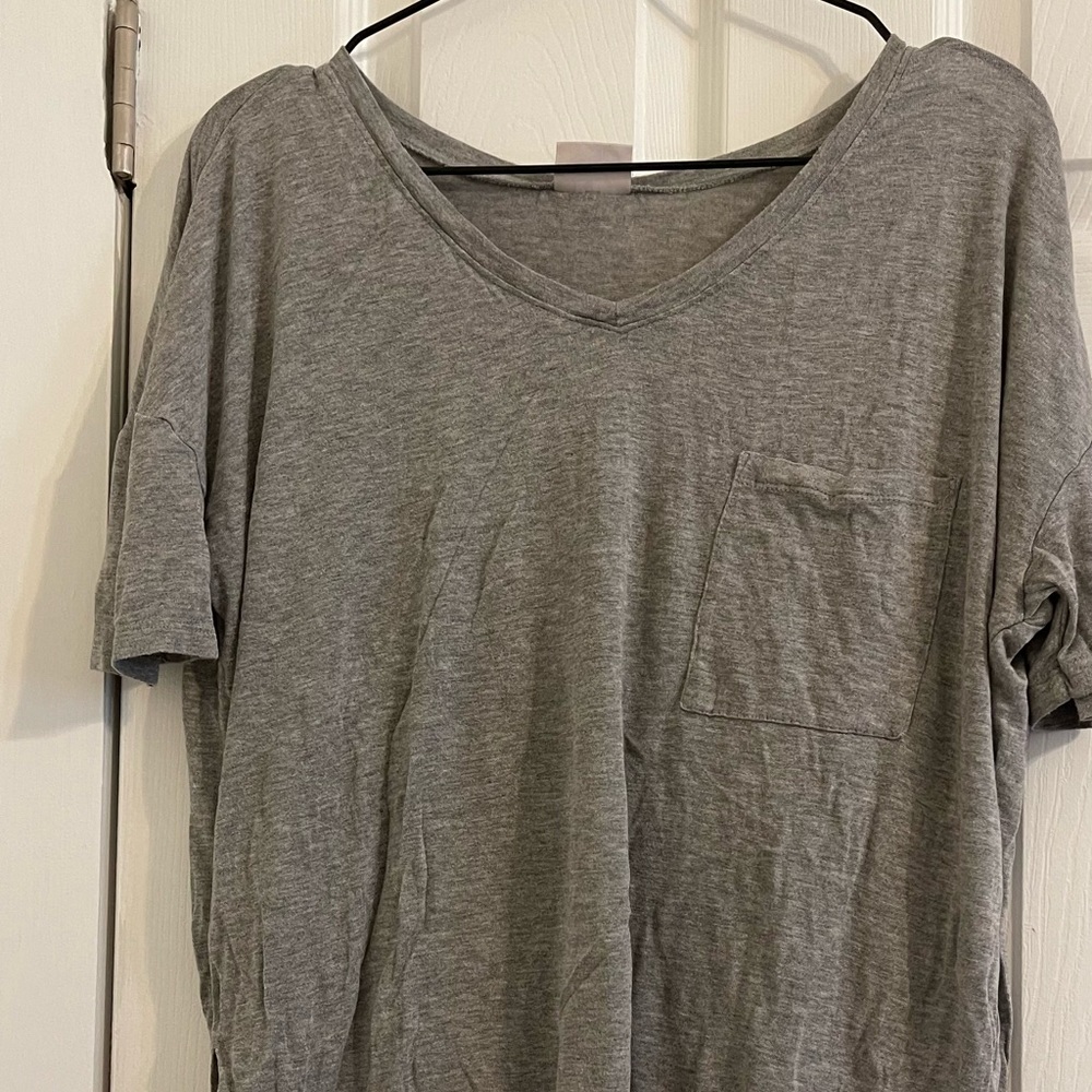 Abound lightweight pocket tee